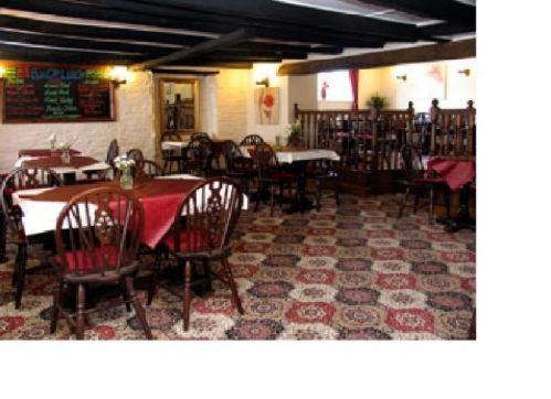 The White Hart Hotel Menheniot Bagian luar foto